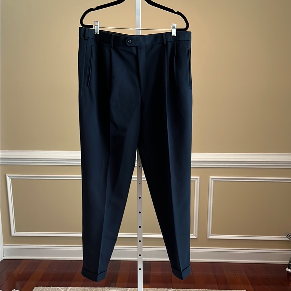 Men's Dockers Premium Navy Blue Pleated Pants With Cuffed Hem Size 38